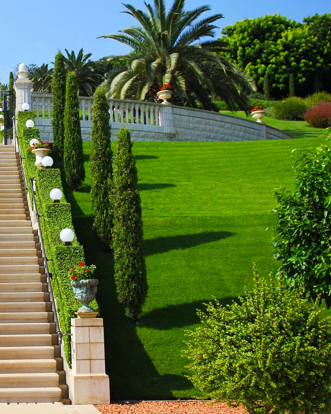 Creation-paysagiste-Jardin-Parc-Hyeres-Lavandou-Bormes-Les-Mimosas-83-Var