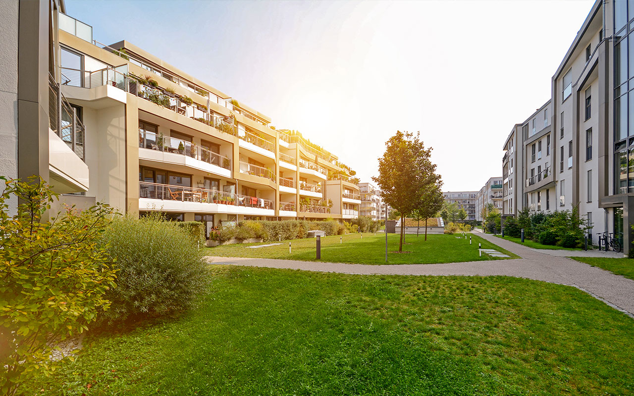 jardinier paysagiste entretien de jardin à Hyères 83400 VAR